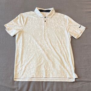 Nike Men's Gray Patterned Polo Shirt